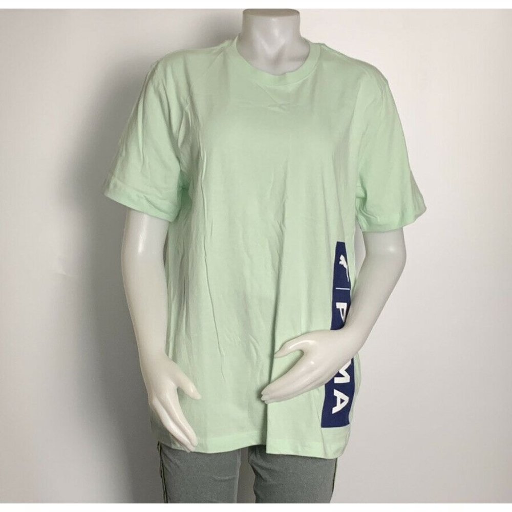 🪻Women’s T-Shirt Size M PUMA Oversize Jock Tag Tee Mist Green - Dark Deni TD2900